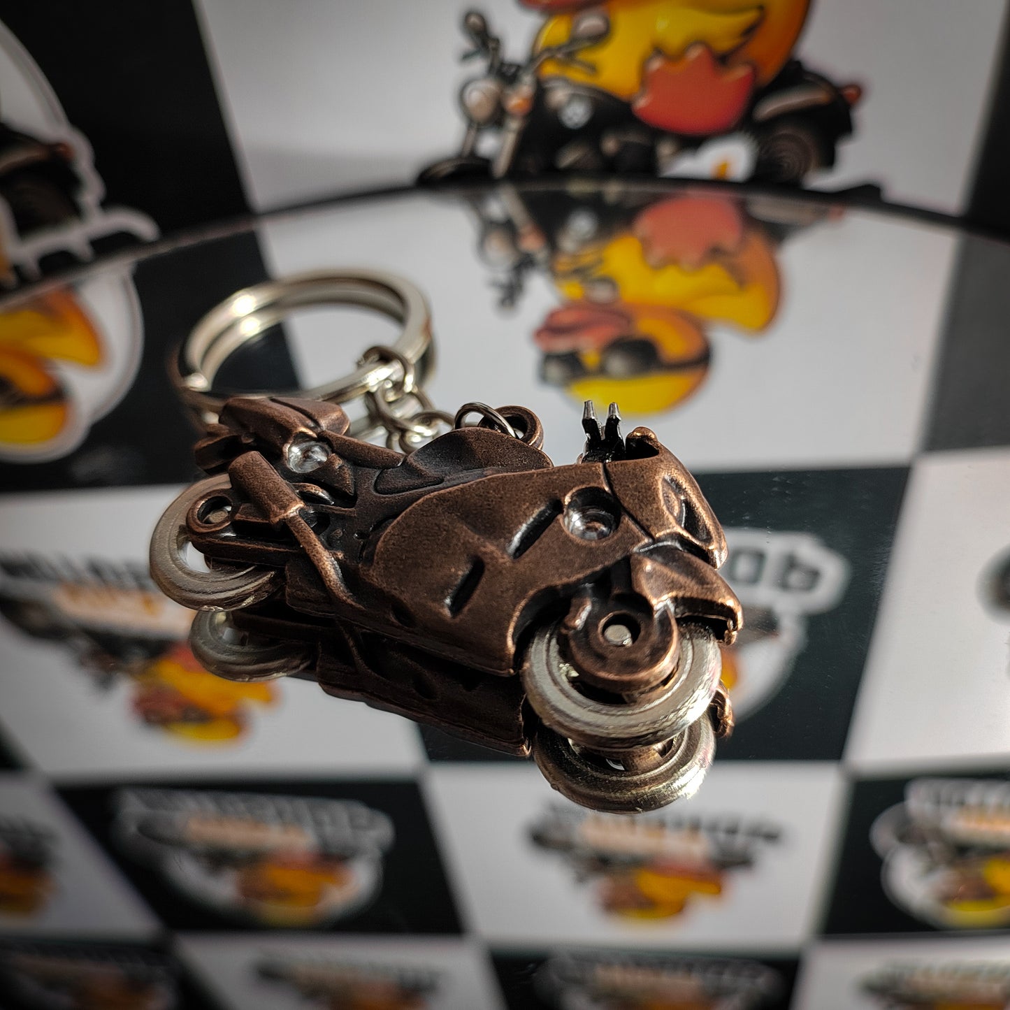 Llavero Moto Deportiva Bronce