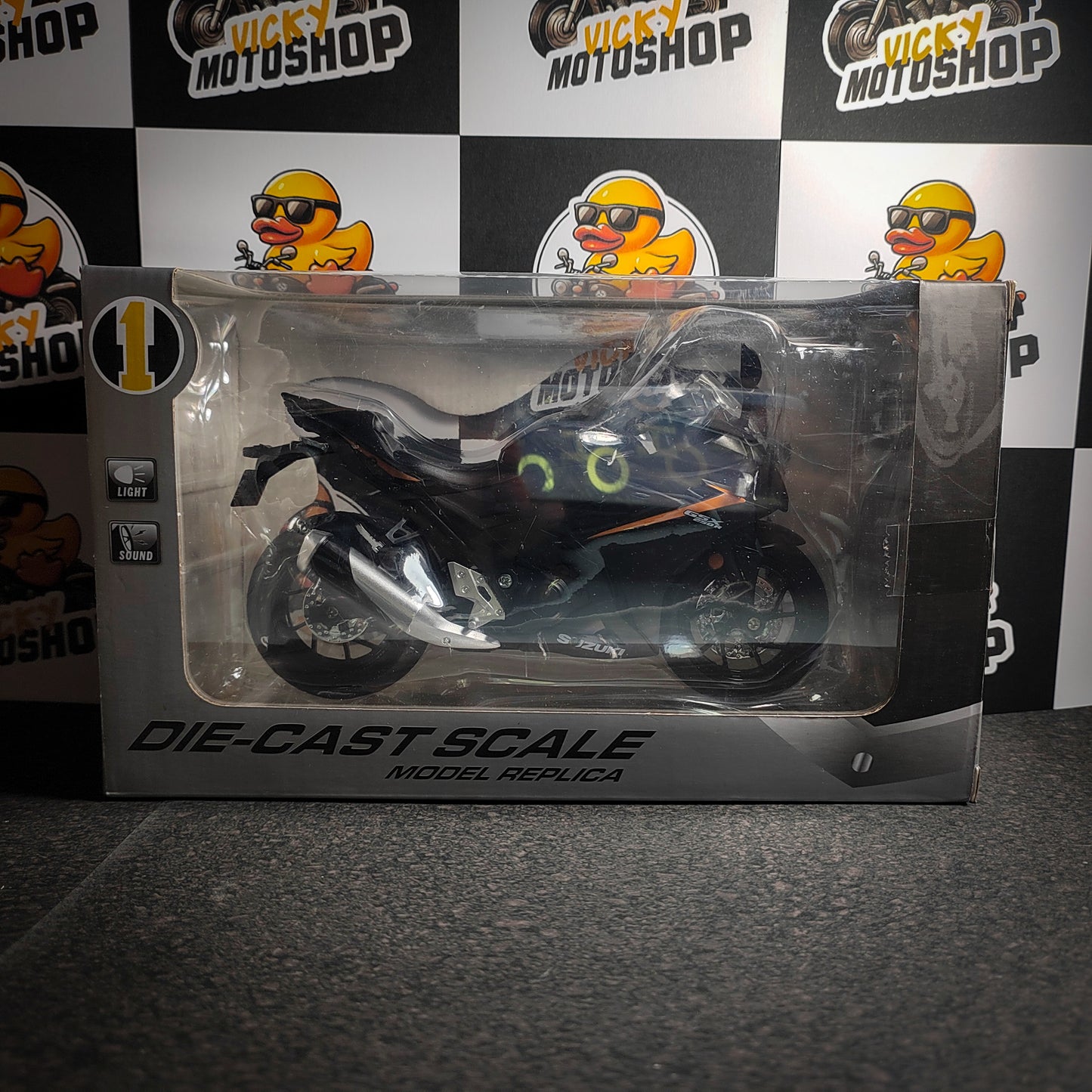 Suzuki GSX 250R Negra- Hua Yi 1:12